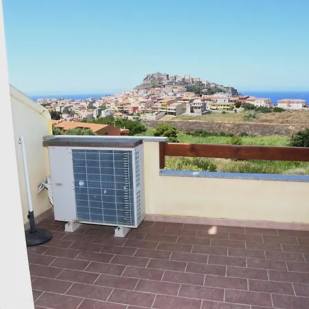 With Swimming Pool Ideal For Families