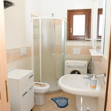 With Swimming Pool Ideal For Families Apartment *