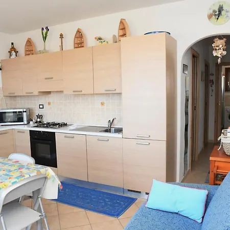 Apartment With Swimming Pool Ideal For Families *